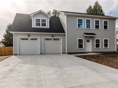 42 Nelson Rd, Cranston, RI, 02921