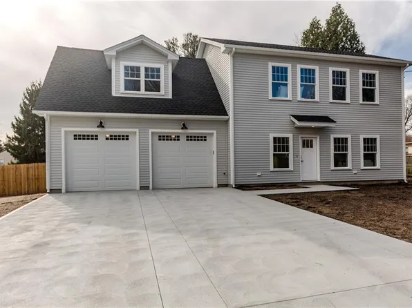 42 Nelson Rd, Cranston, RI 02921