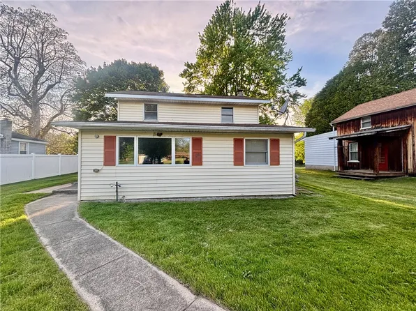 8727 Dwyer Rd, Port Byron, NY 13140