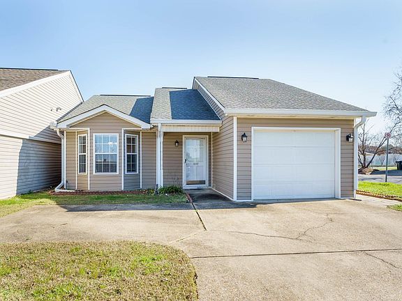 2nd image of 1449 Southern Gardens Dr