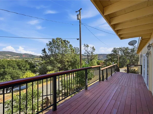 12322 Lakeview Dr, Clearlake Oaks, CA 95423
