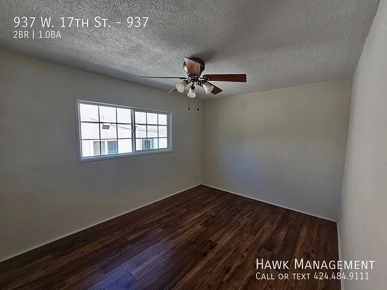 937 W 17th St #937 — Photo 11