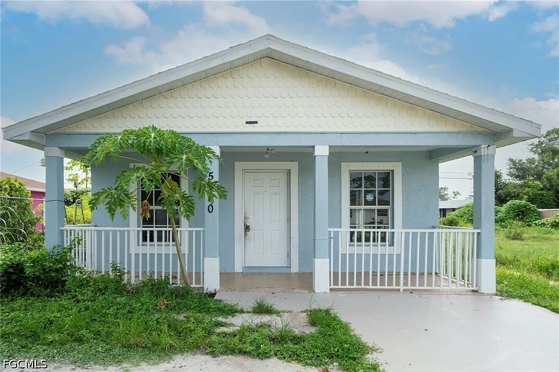 3 bed, 2.0 bath, 960 sqft, $1,500 — Photo 1