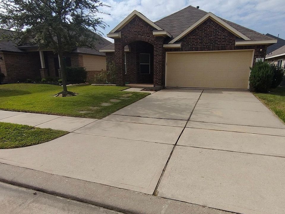 2nd image of 2411 Village Stone Ct