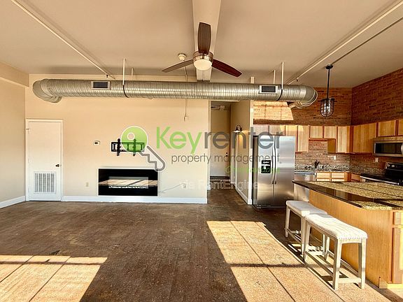 5th image of 1301 Market St APT 308
