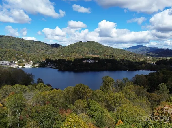 106 Hoosier Ct, Lake Junaluska, NC 28745