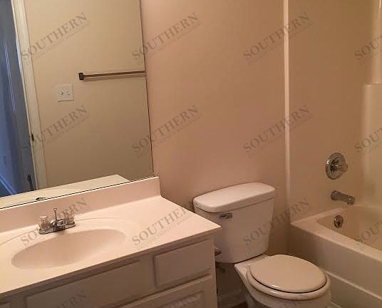 3rd image of 3931 Banyan Ct APT D