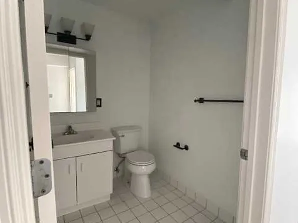 7430 Boulevard East image 13 of 18