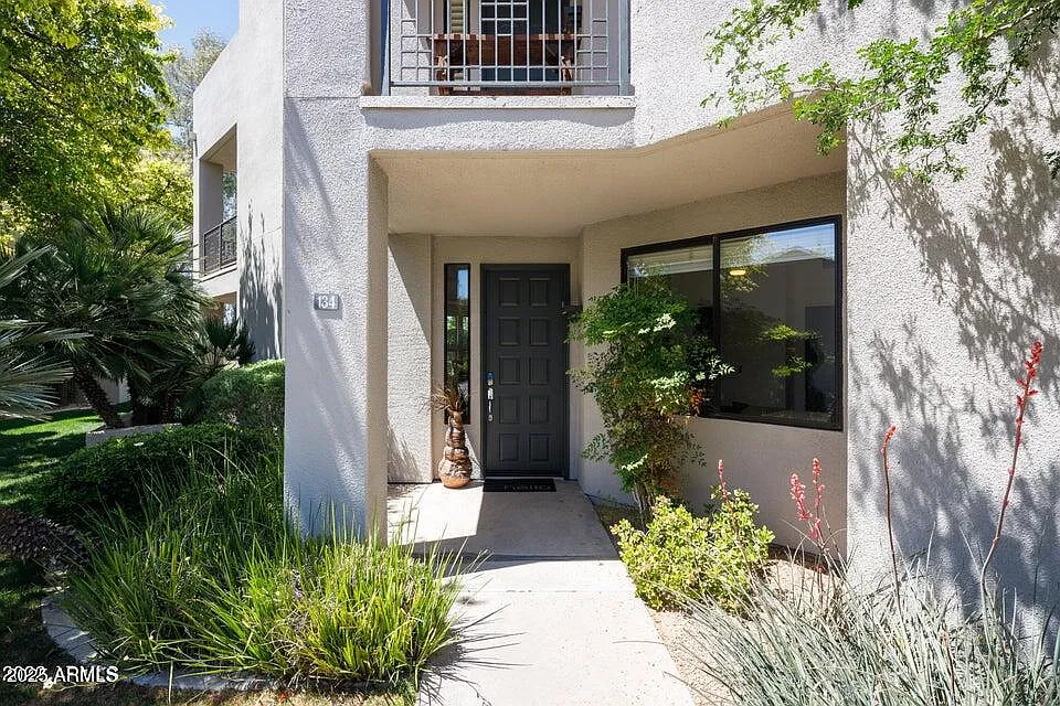 2 bed, 1392 sqft, $3,500 — Photo 3