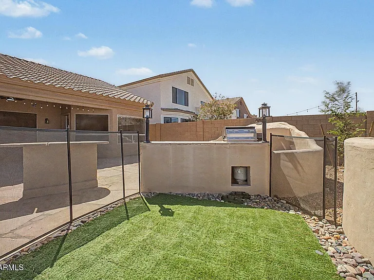 1320 E Cottonwood Ln — Photo 26