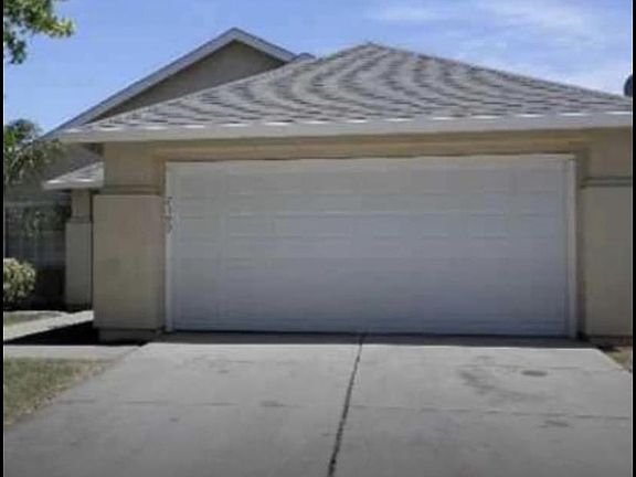 3rd image of 2390 Old Del Monte St
