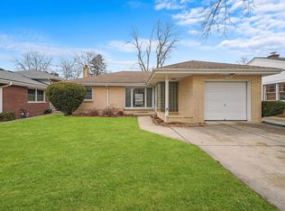 729 Goodwin Dr, Park Ridge, IL 60068