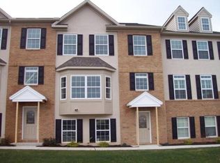 657 Richmond Dr, Lancaster, PA 17601
