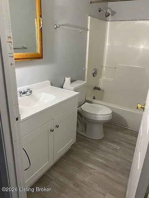 3 bed, 1.0 bath, 984 sqft, $1,350 — Photo 4