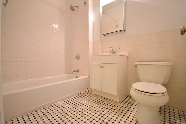 Rented by Bold New York | media 3