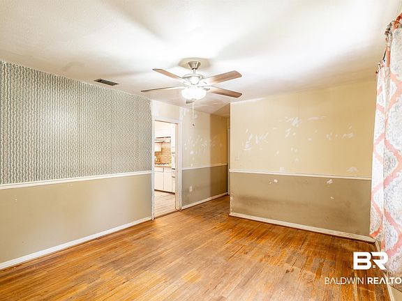 4th image of 365 Bourgeois Cir