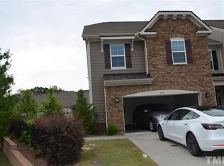 226 Firth Glen Dr, Cary, NC 27519