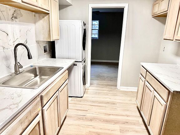 2nd image of 1901 Morehead Ave APT 12