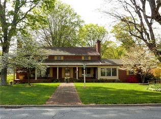 832 Wellington Rd, Winston Salem, NC 27106