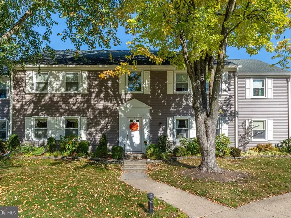 314 Sharon Way, Monroe Township, NJ 08831