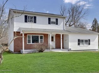 5 Whalepond Rd, Oakhurst, NJ 07755