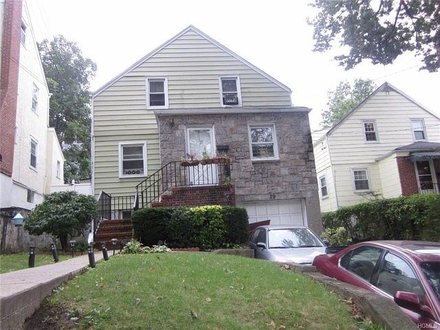1st image of 29 Dell Ave
