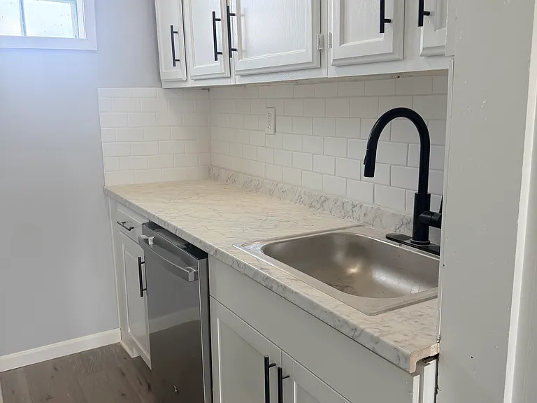 33 Coral St — Photo 13