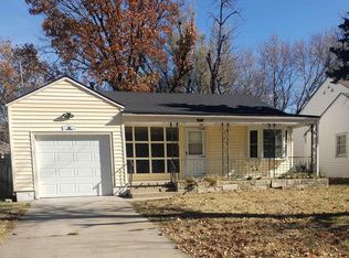 612 Sylvan Ln, Wichita, KS 67218