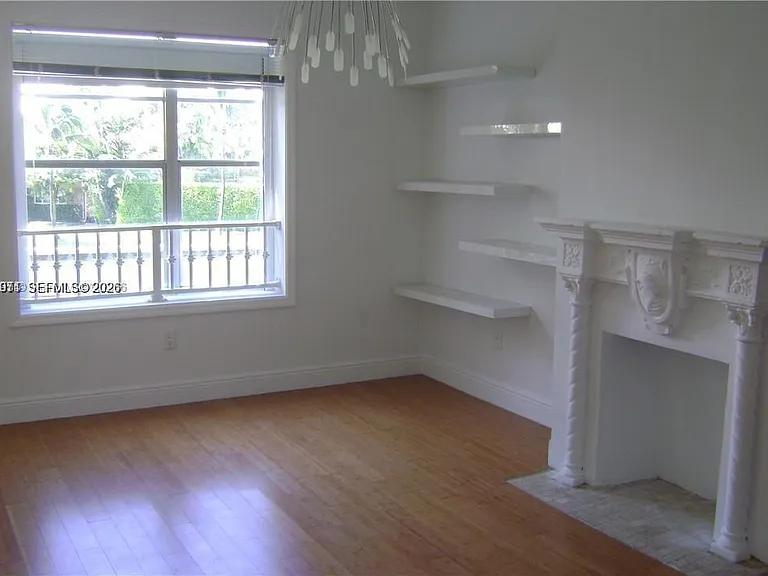 4812 Pine Tree Dr #201 — Photo 6