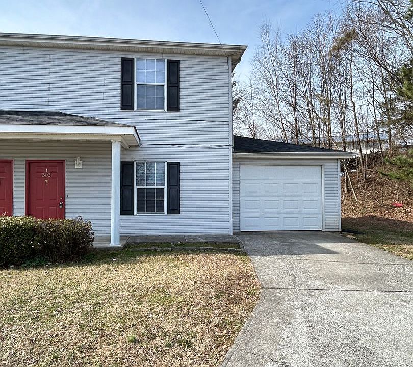 1st image of 303 Willow Greene Dr