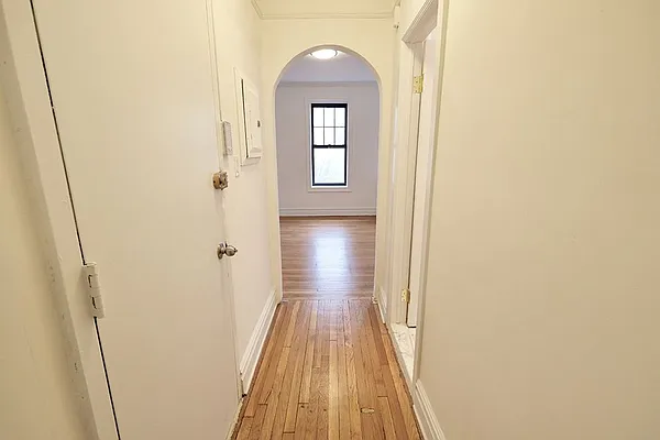 Rented by Aether Property Group | media 10