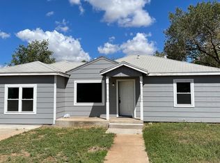 2016 64th St, Lubbock, TX 79412