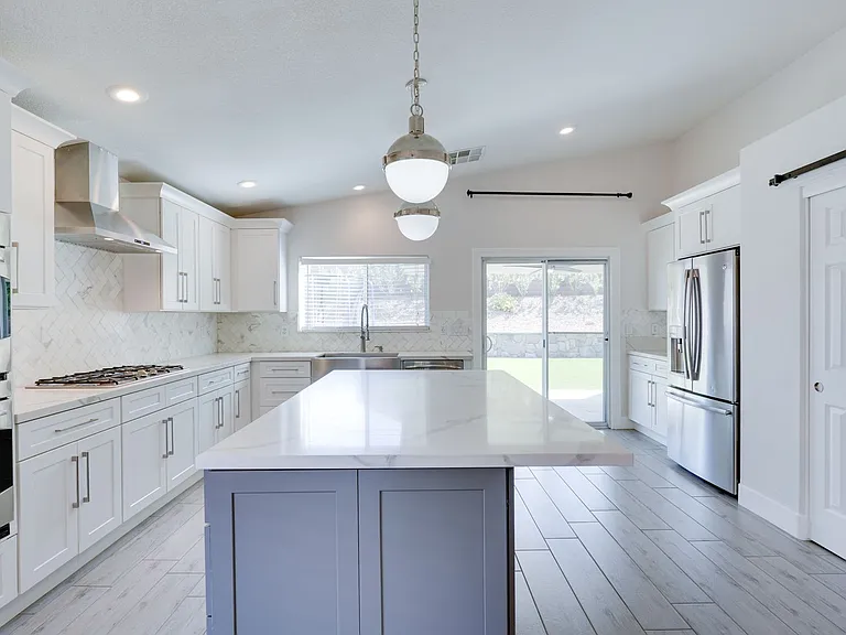 1088 Snow Roof Ave — Photo 16