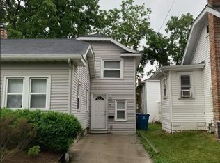 150 N West St, Crown Point, IN 46307