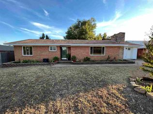 1404 Kaw St, Perry, OK 73077