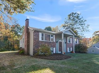 5 Gwynne Rd, Franklin, MA 02038