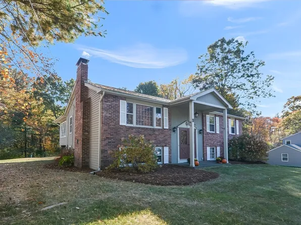 5 Gwynne Rd, Franklin, MA 02038