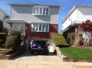 25927 147th Dr, Rosedale, NY 11422