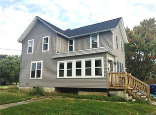 1469 Lockport Rd, Youngstown, NY 14174