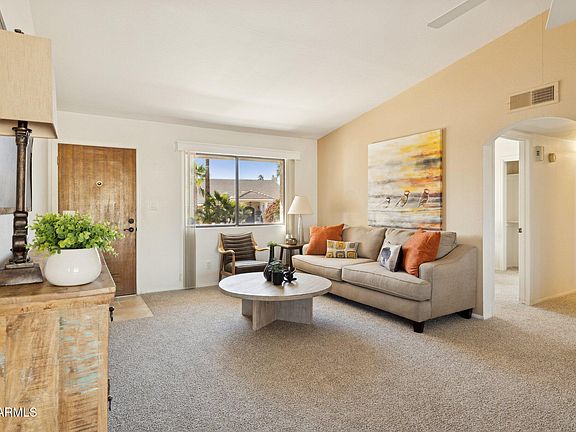 3rd image of 17004 E DEERSKIN Drive