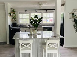 (Undisclosed Address), Wilmington, NC 28405