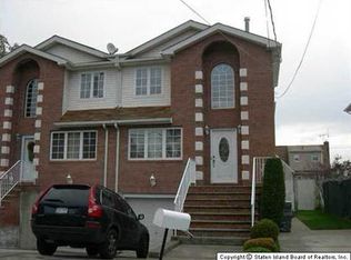355 Willowbrook Rd, Staten Island, NY 10314