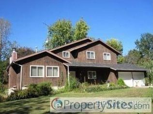 22746 S Hornsby Rd, Litchfield, IL 62056