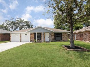 155 Coach Lamp Ln, Houston, TX 77060