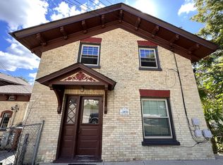 315 Mountain St UNIT 3, Elgin, IL 60123