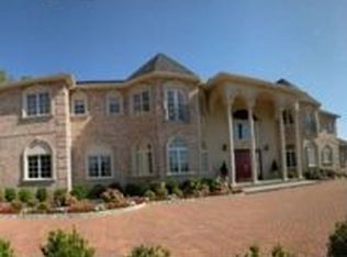 6 E Hill Ct, Cresskill, NJ 07626