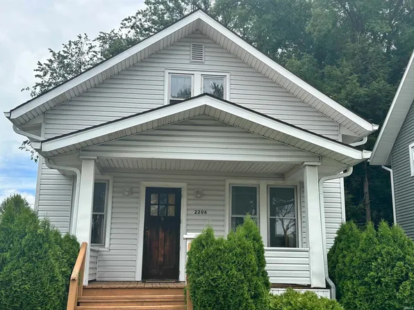 2206 Parnell Ave, Fort Wayne, IN 46805