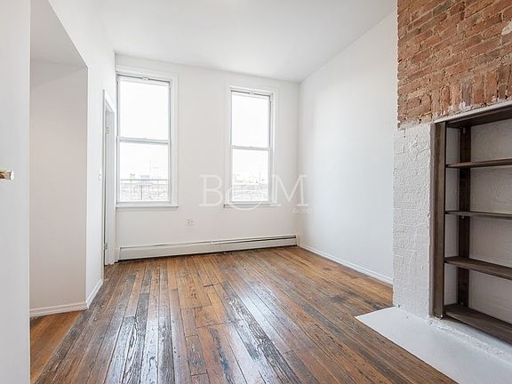 2nd image of 327 Manhattan Ave APT 3R