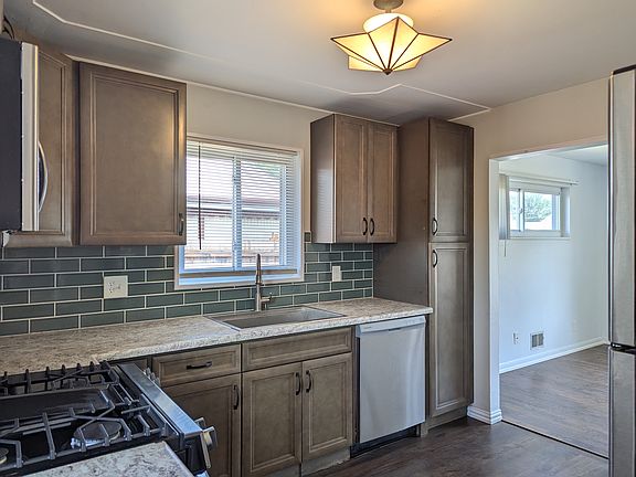 Kitchen, open to living area