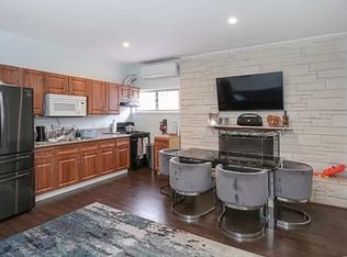 7347 1/2 Farmdale Ave, North Hollywood, CA 91605